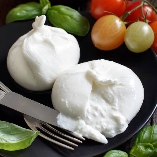 BURRATA – Creamy Italian Burrata 100 & 150 g